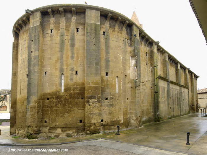 VISTA NORESTE DEL TEMPLO